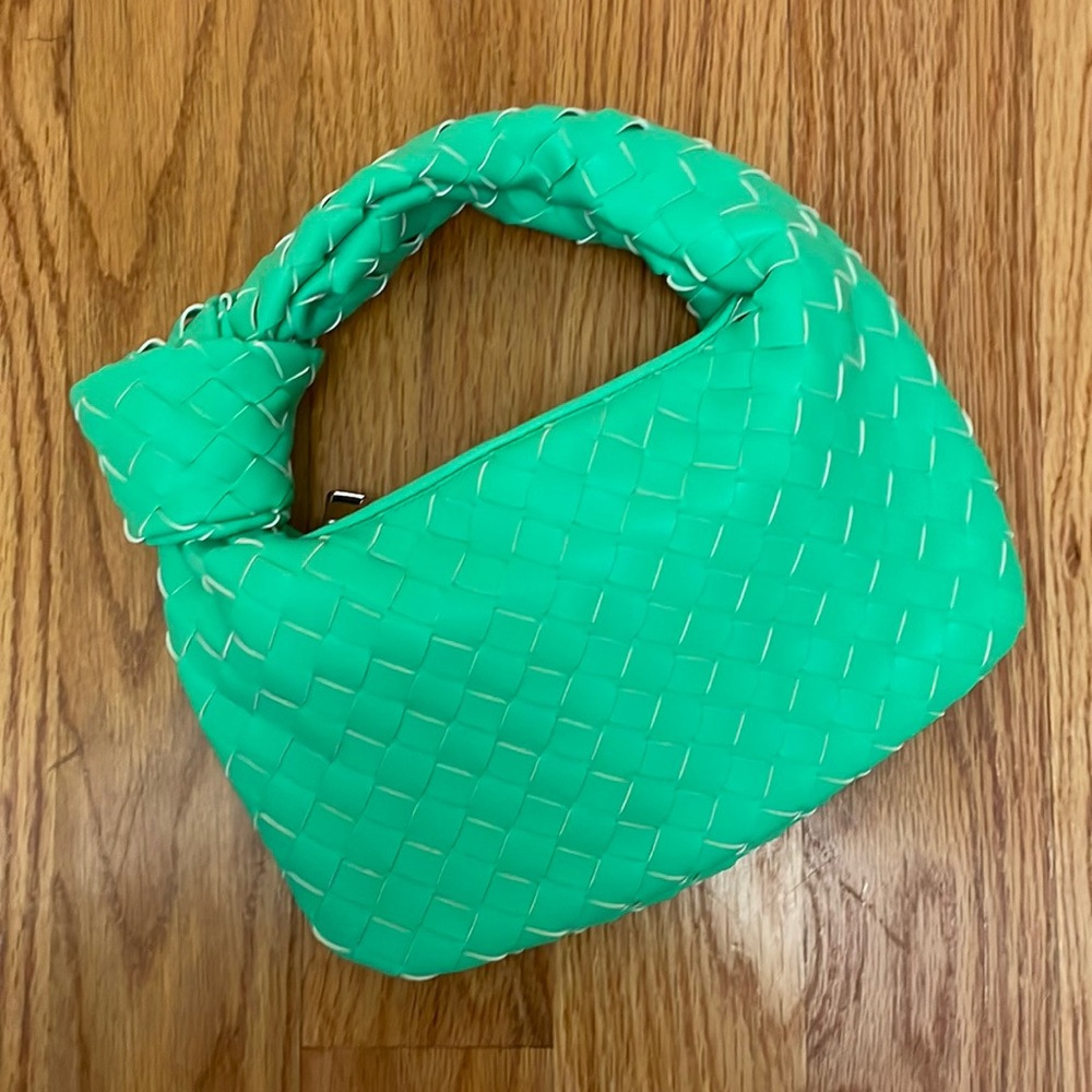 Bottega Veneta LOOK ALIKE handbag